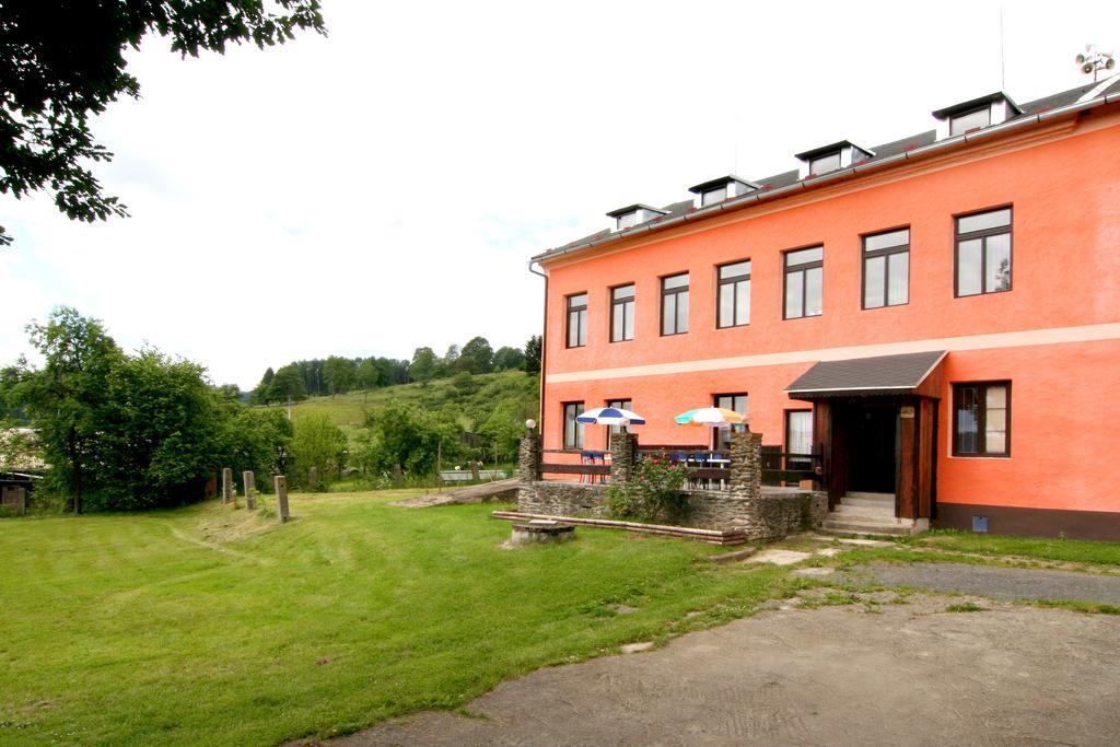 Penzion Muflon Bela nad Radbuzou Екстериор снимка
